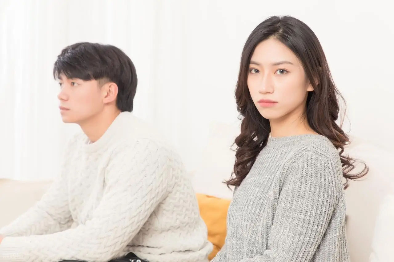 如何判断一个男人爱不爱你